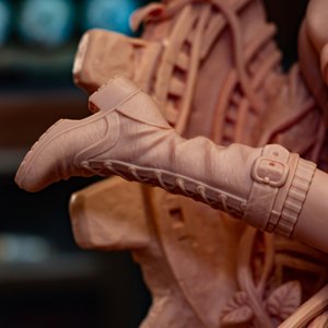 extracted_test_print\Lara_croft_print (7).JPG