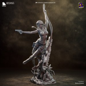 extracted_renders\Lara_Croft_grey (3)_3.jpg