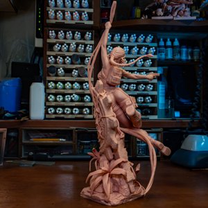 extracted_test_print\Lara_croft_print (4)_3.JPG