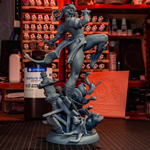 extracted_test_print\Chun-Li_print (4).JPG