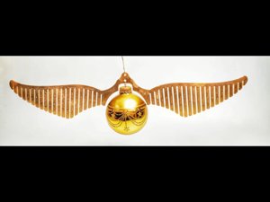 extracted_Golden snitch - goldener Schnatz Harry Potter christmas ball quidditch.png