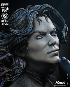 extracted_032824 WICKED-Black Widow Sculpture Image 023.jpg