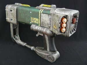 extracted_AEP7 Laser Pistol (Fallout).jpg