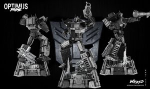 extracted_011823 Wicked - Optimus Prime Sculpture 02.jpg