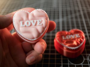 extracted_19.Valentine Heart Clicker Giftbox Set_4x3.jpg