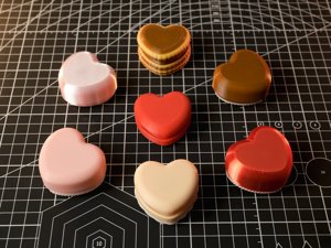 extracted_33.Valentine Heart Clicker Giftbox Set_4x3_1.jpg
